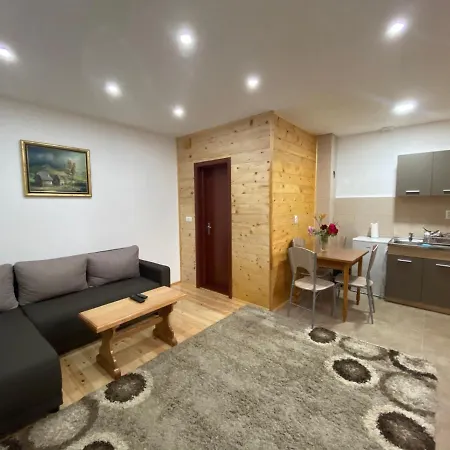 Stara Kuca * Mokra Gora