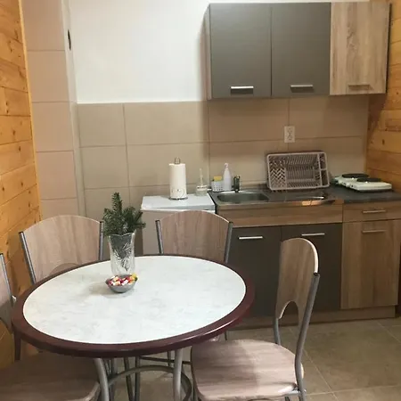 Stara Kuca * Mokra Gora