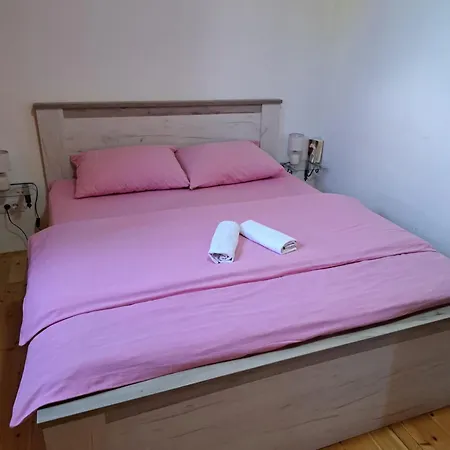 Stara Kuca Apartmán *
